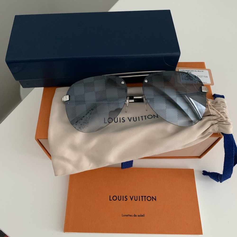 LV Clockwise Sunglasses